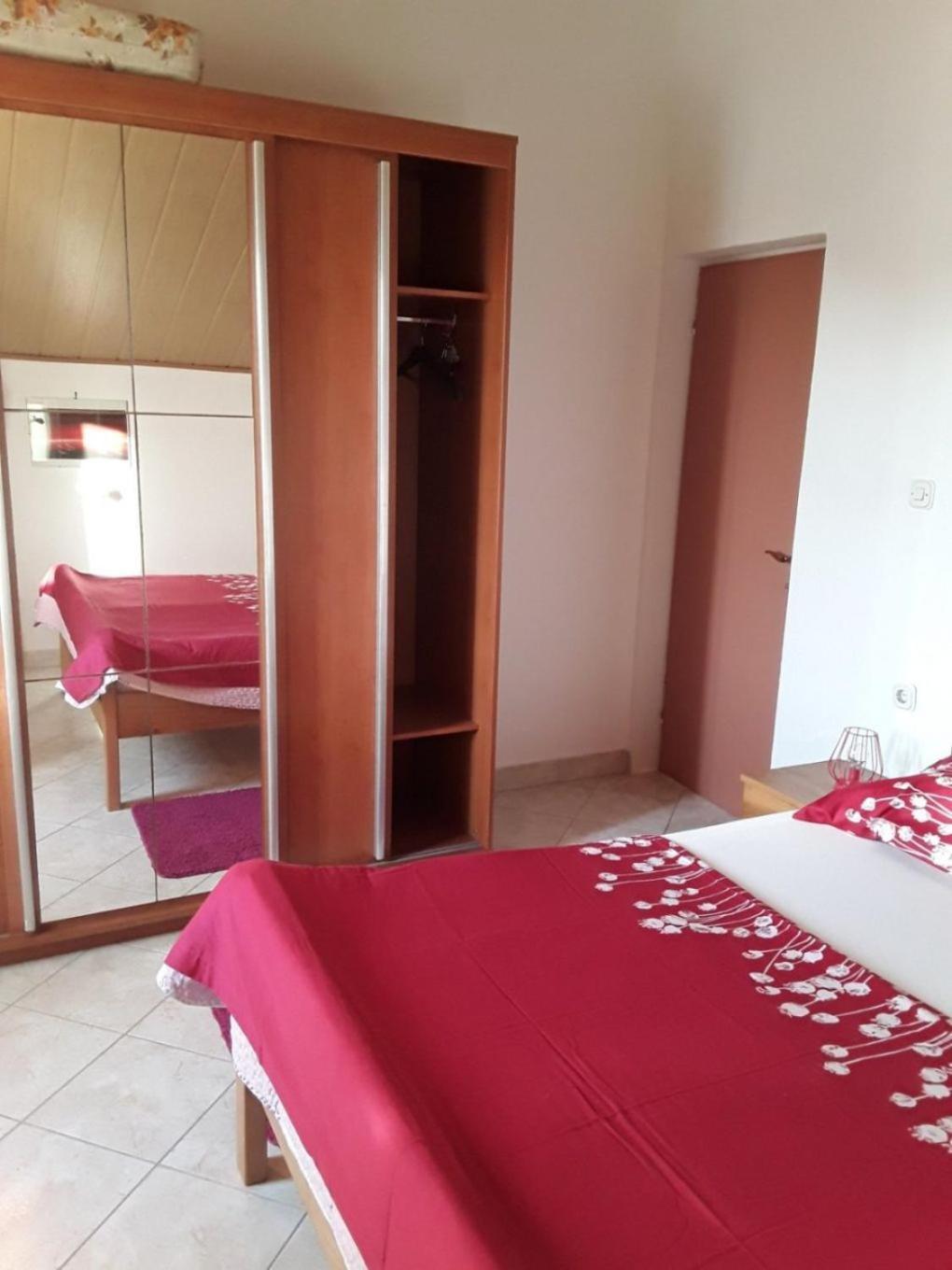 Apartments Frane-20M From Beach Barbat na Rabu Kültér fotó