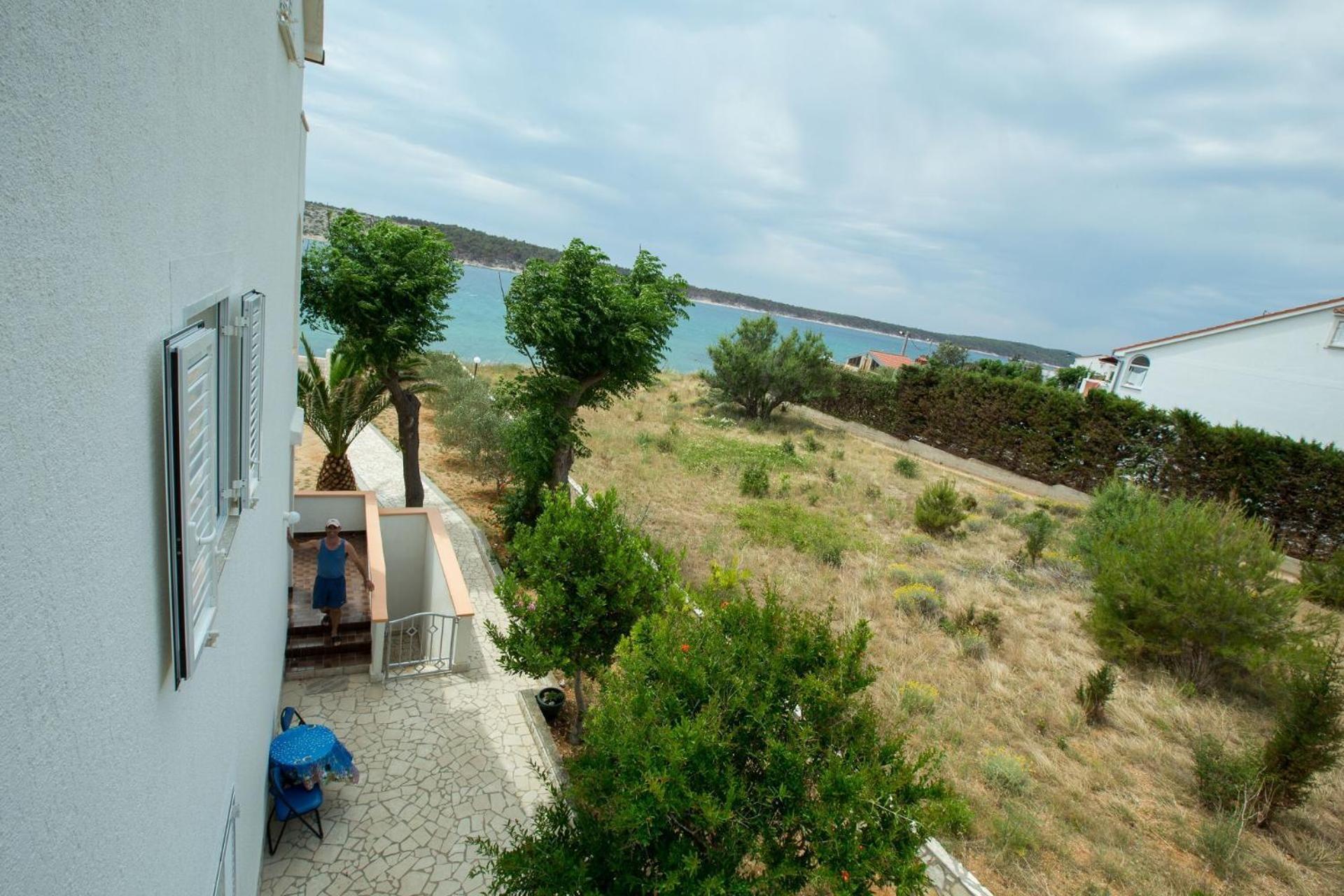 Apartments Frane-20M From Beach Barbat na Rabu Kültér fotó