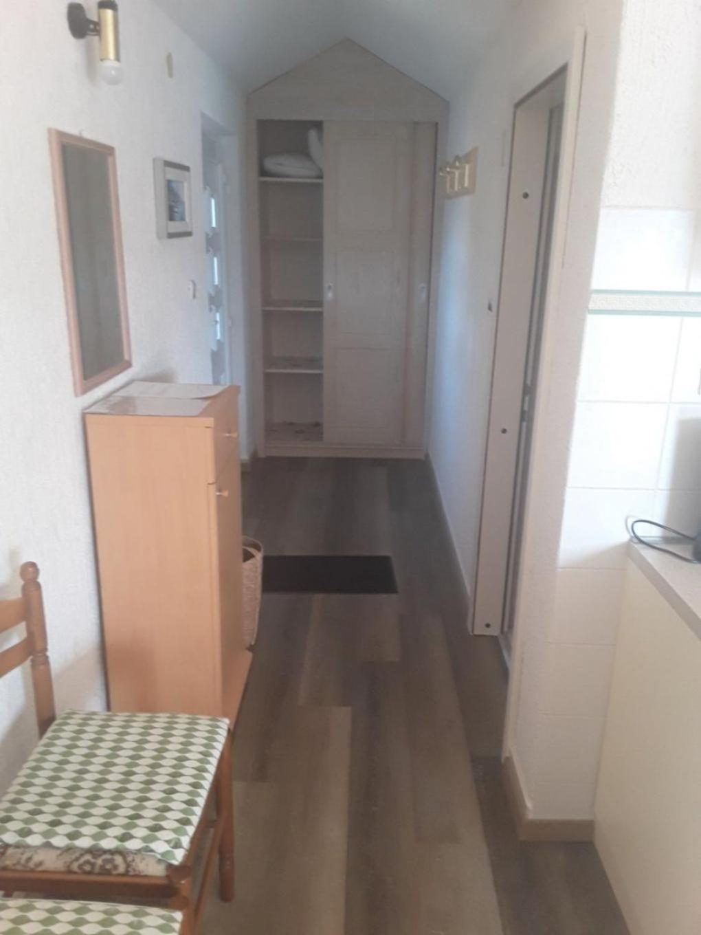 Apartments Frane-20M From Beach Barbat na Rabu Kültér fotó