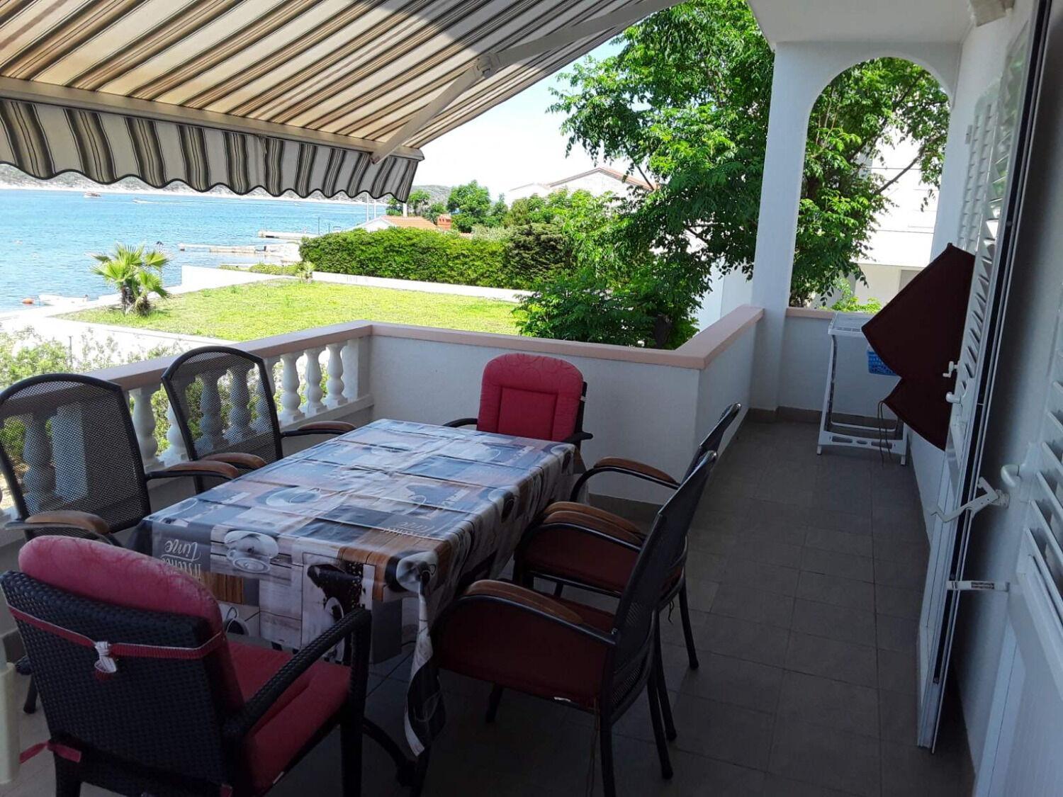 Apartments Frane-20M From Beach Barbat na Rabu Kültér fotó